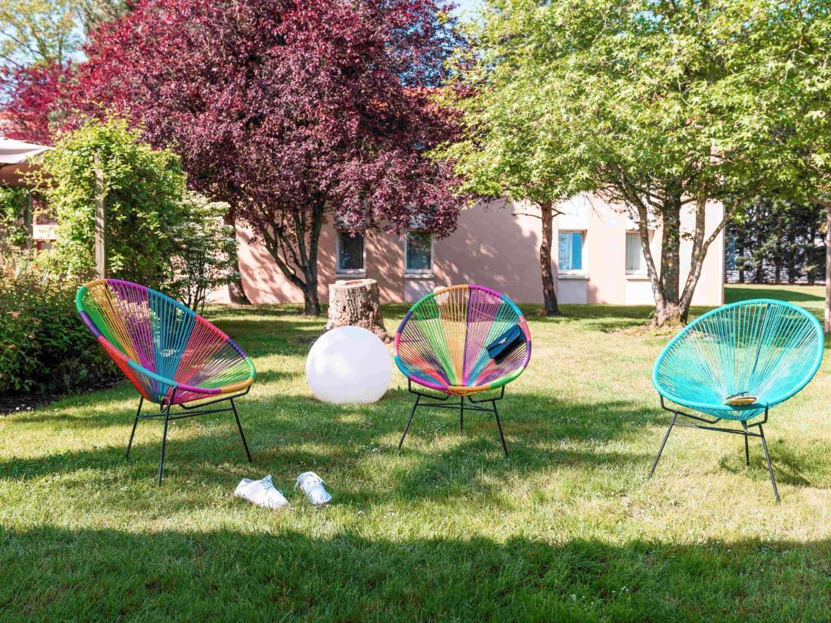 Ibis Styles Cholet Exterior foto