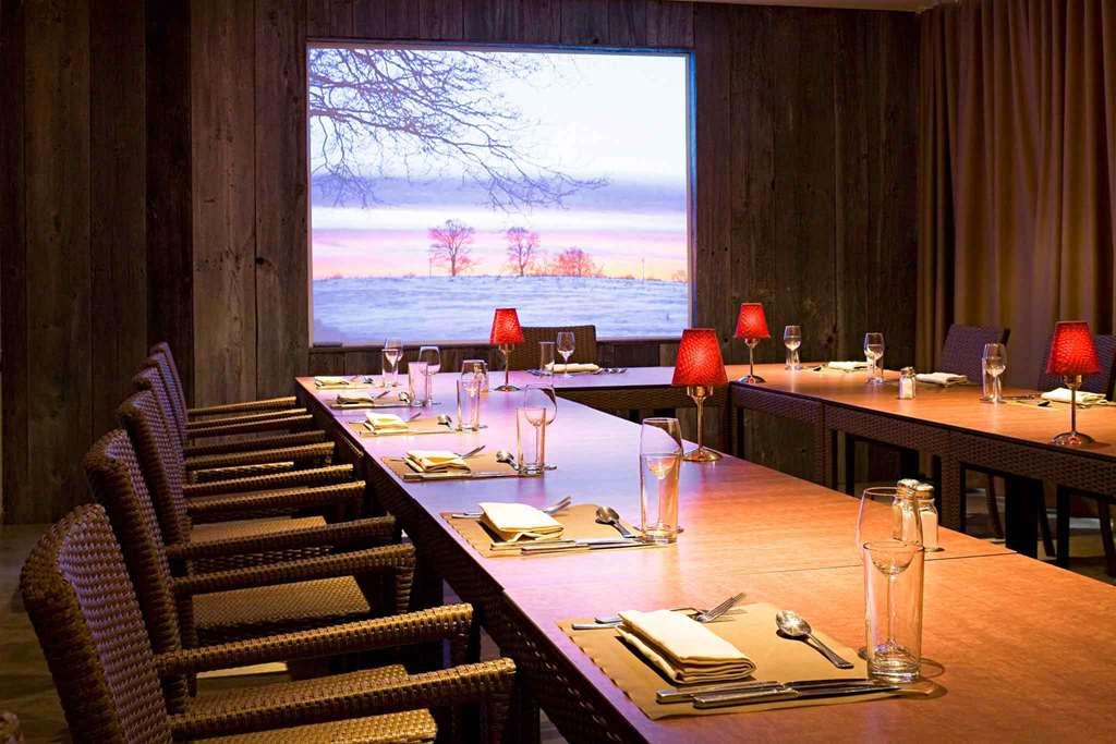 Ibis Styles Cholet Restaurante foto