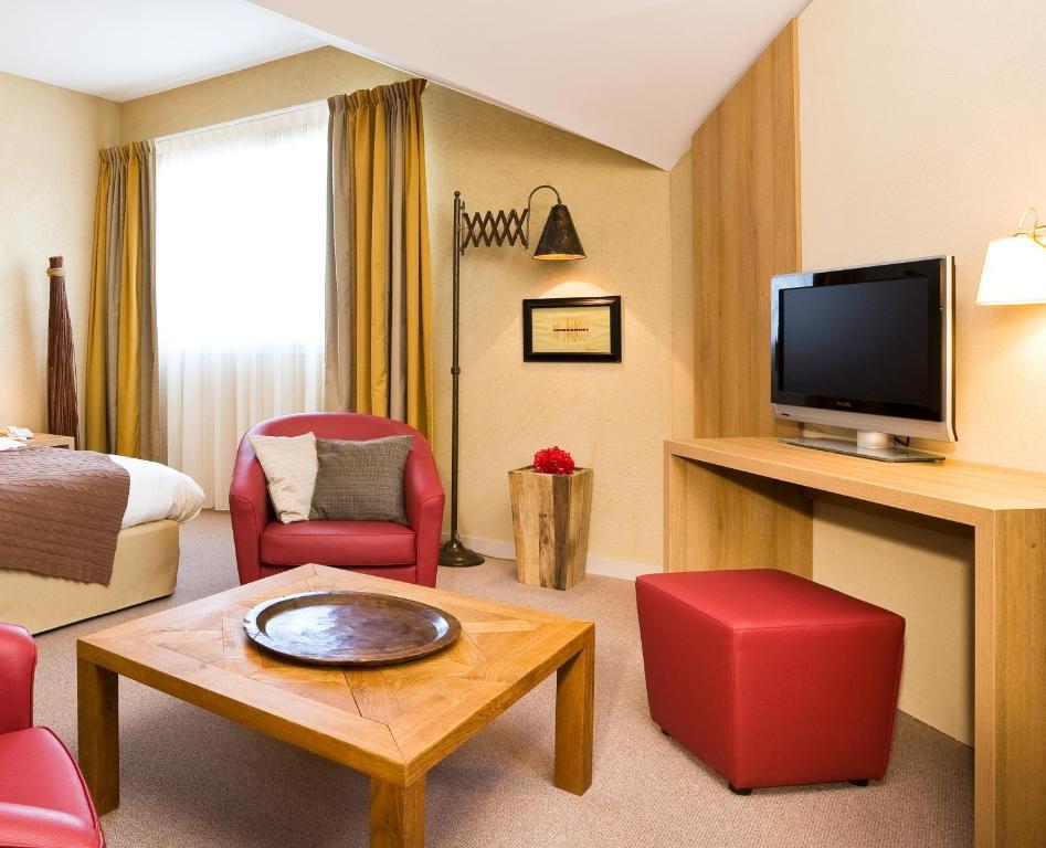 Ibis Styles Cholet Quarto foto