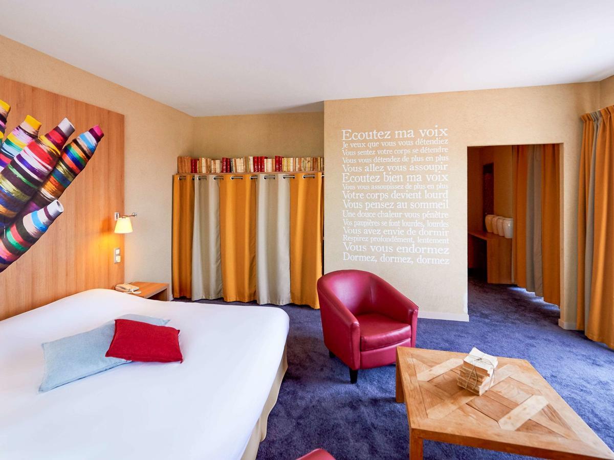 Ibis Styles Cholet Exterior foto